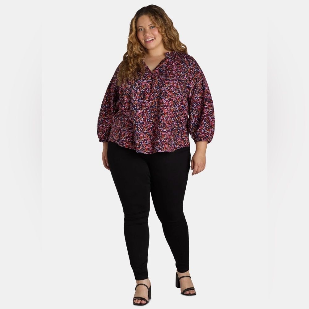 NWT Terra & Sky Blue Floral Crochet Balloon Sleeve Top Plus Size 1X